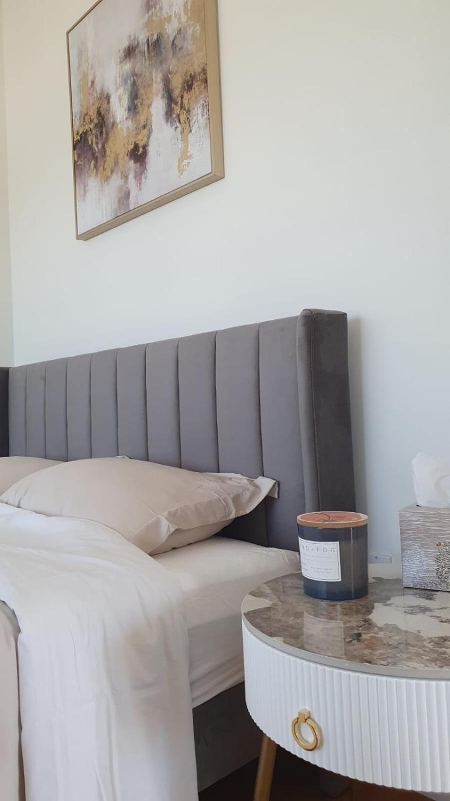 Hotel cápsula 3 Bedroom Hollywood Gem *