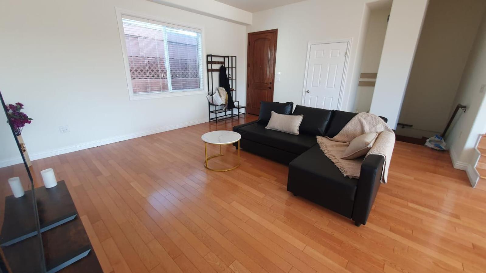 3 Bedroom Hollywood Gem Hotel cápsula *